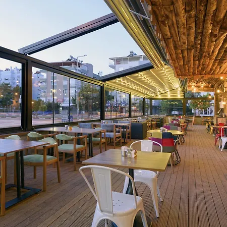 Otel Voswos Garage Coffee 3*