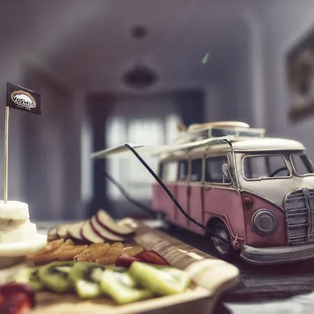 Voswos Garage Coffee Otel 3*